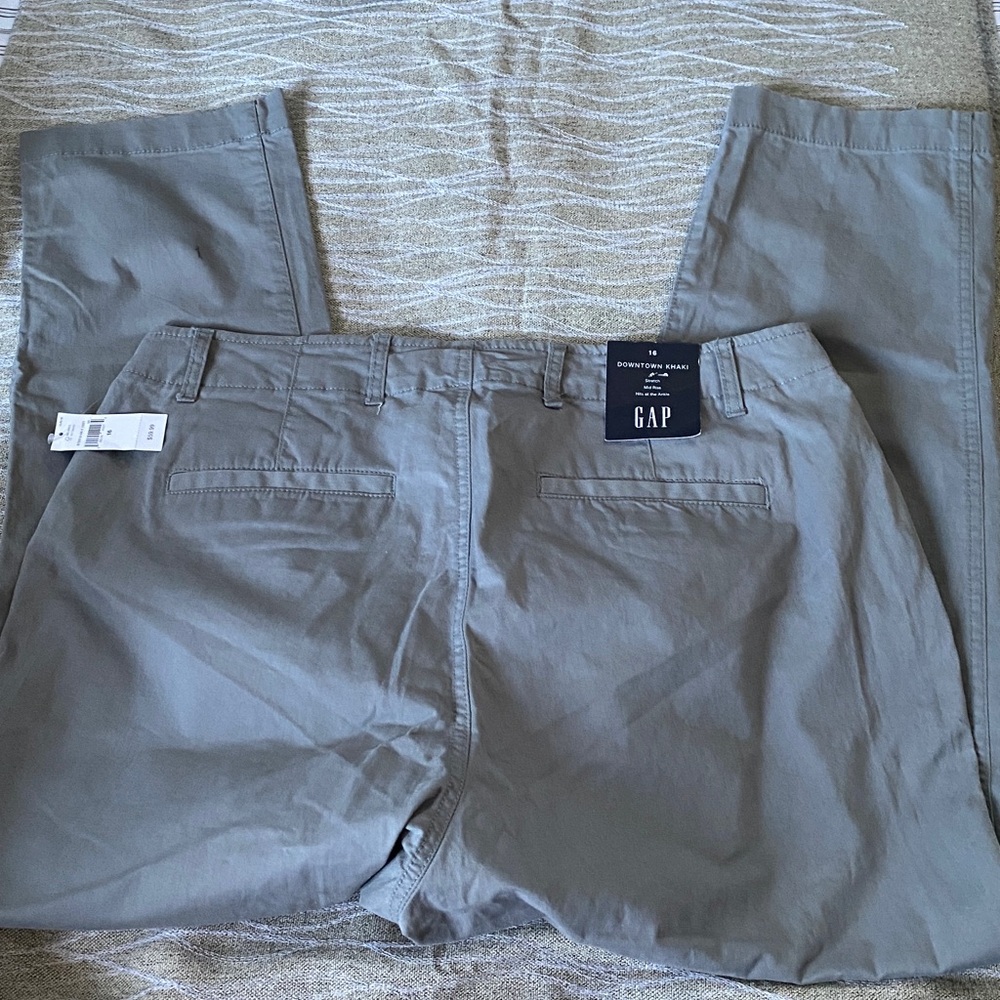 GAP Women’s KHAKI size16 - Picture 4 of 6